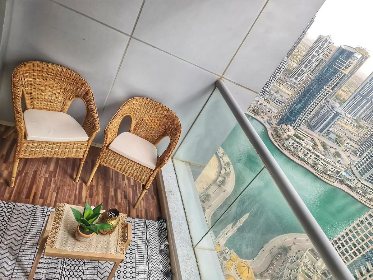 Homestay Green Sky Holiday Home With Shared Kitchen And Lounge Dubai