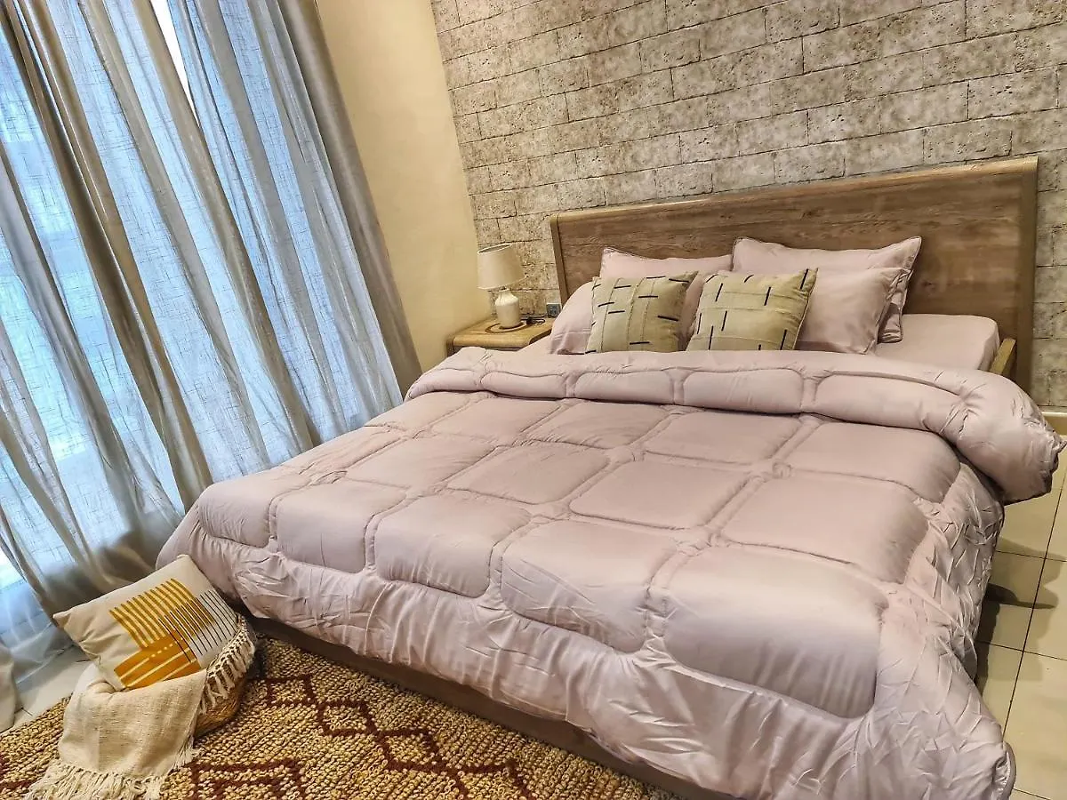 منزل للإقامة دبي Green Sky Holiday Home With Shared Kitchen And Lounge الإمارات العربية المتحدة