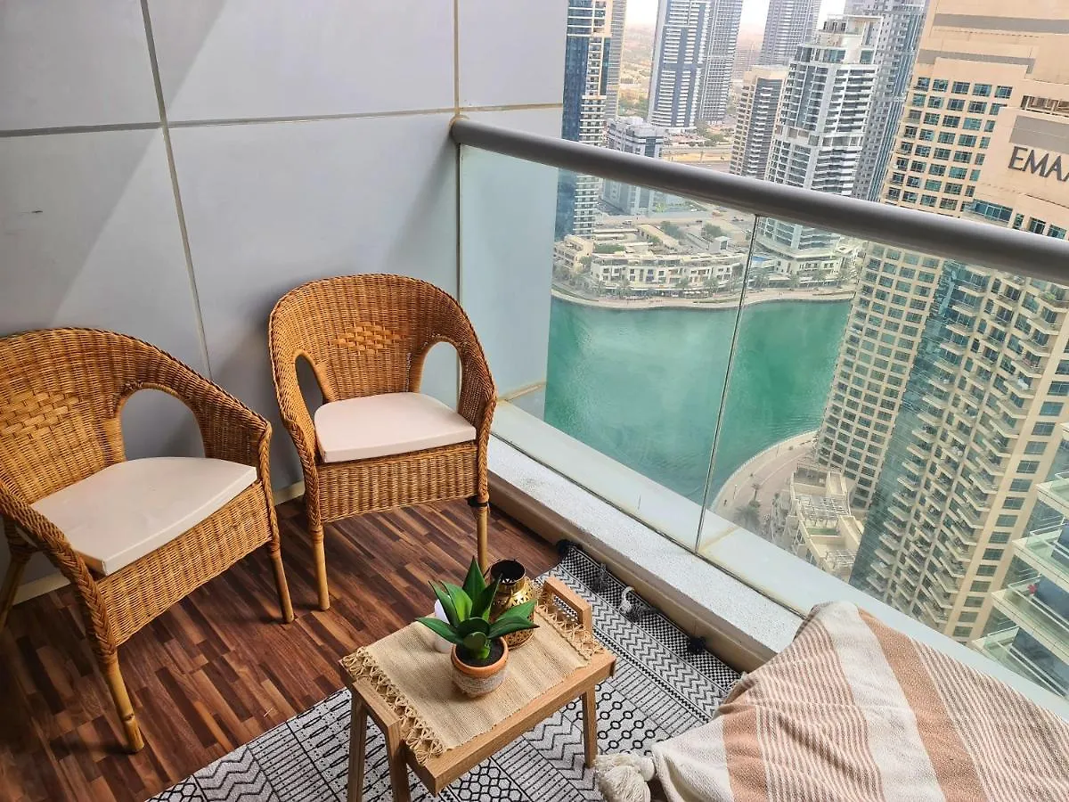 Green Sky Holiday Home With Shared Kitchen And Lounge Dubai 0*,  United Arab Emirates